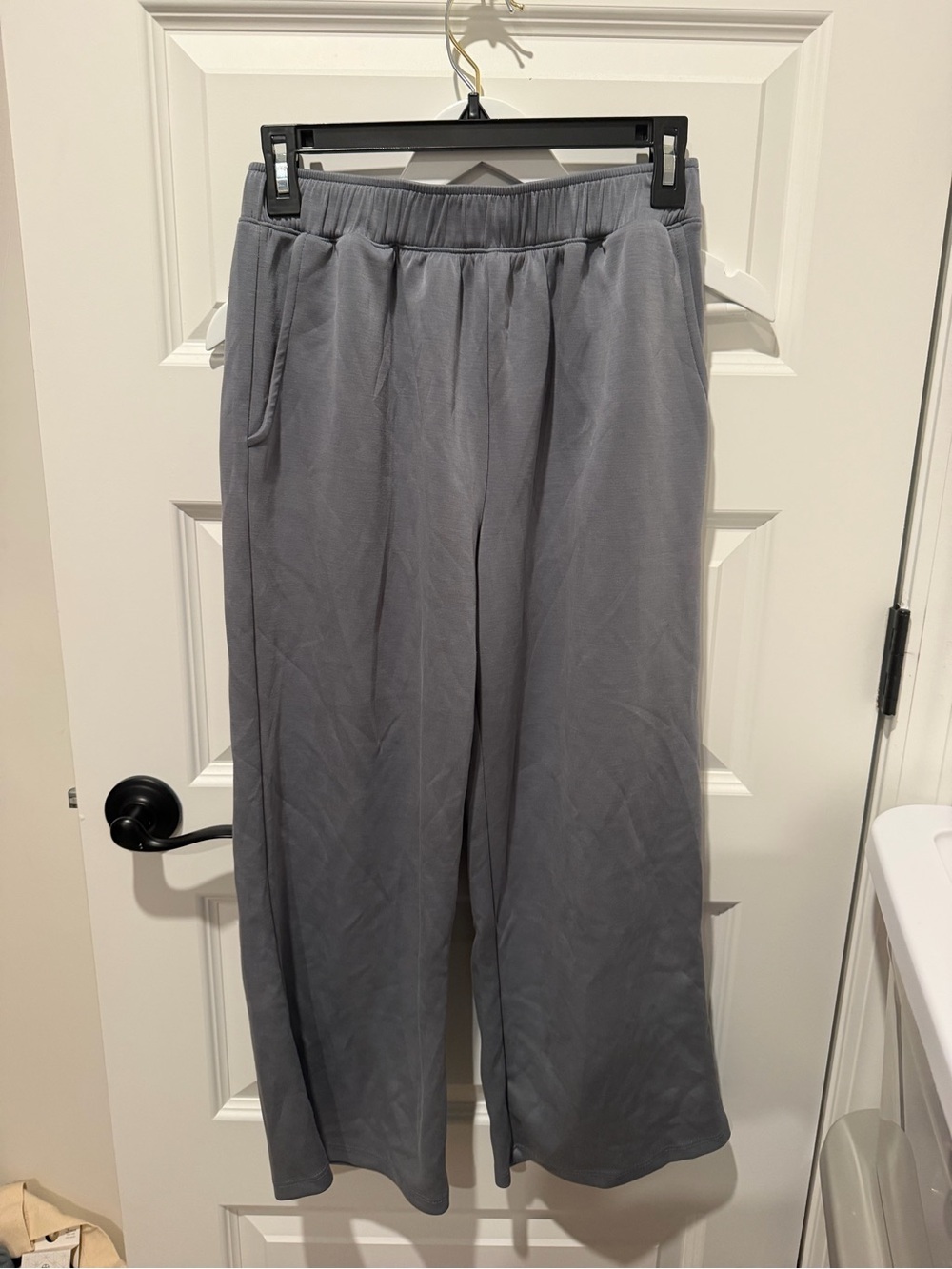 Cropped Wide-Leg Lounge Pant with Elastic Waist
